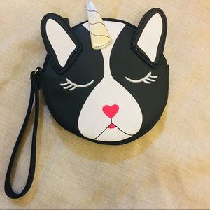 Luv Betsy by Betsy Johnson coin purse pup blk